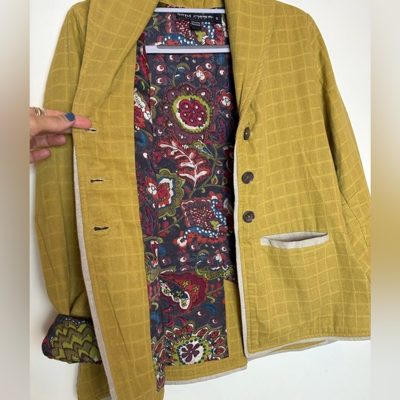 Elegant Mustard Blazer with Patterned Lining Fair Trade - Picture 6 of 9